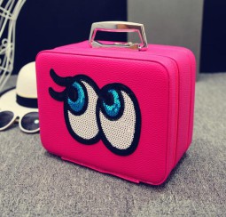 Big eyes Kozmetikai t&aacute;ska,fuchsia  030